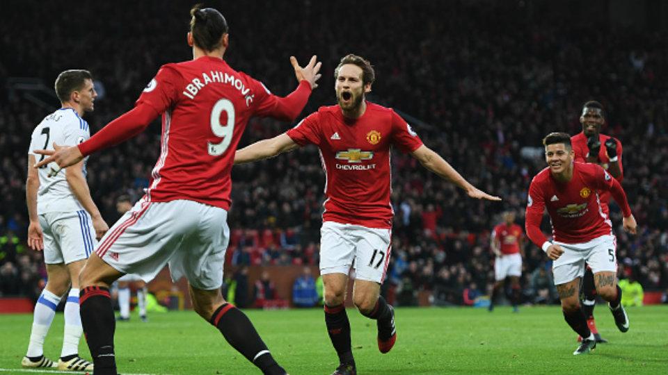 Manchester%20United%20memiliki%20jersey%20ketiga%20yang%20jauh%20berbeda%20dari%20musim%20sebelumnya%20untuk%20musim%202017%2F18.